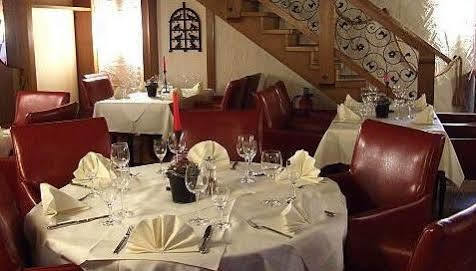 Castello Bianco Hotell Wadern Exteriör bild